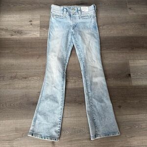 NWT H&M Kids Light Wash Low Waist Bootcut Jeans size US 14